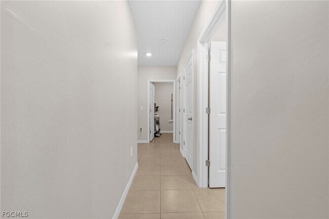 Building Photo - 25463 Bandito Ct