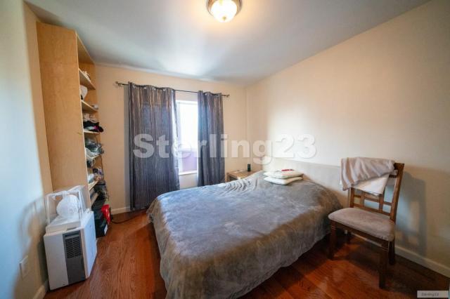 Building Photo - 2 bedroom in Long Island City NY 11105