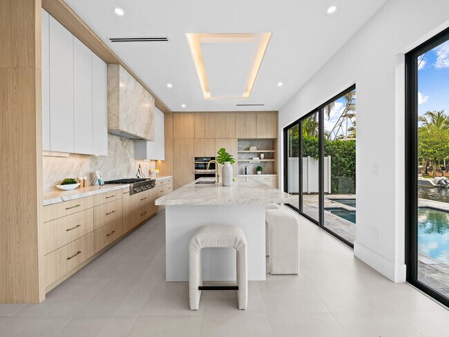 Building Photo - 1317 Tangelo Isle