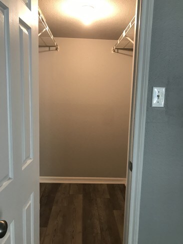 Building Photo - 4200 Watson St