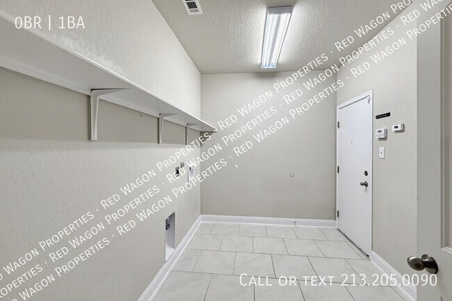 Building Photo - 8530 Briscoe Fields