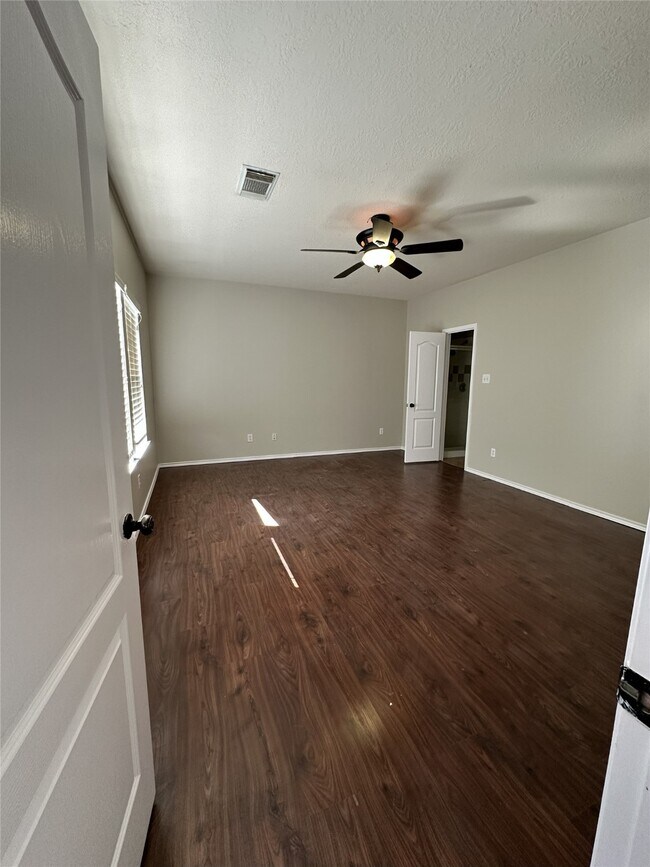 Building Photo - 3410 Azalea Sands Dr