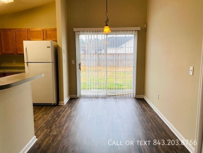 Building Photo - 414 Beverly Dr