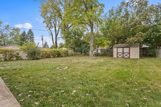 Building Photo - 530 N 28th St