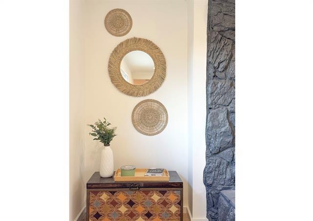 Building Photo - 312 W Little Creek Rd