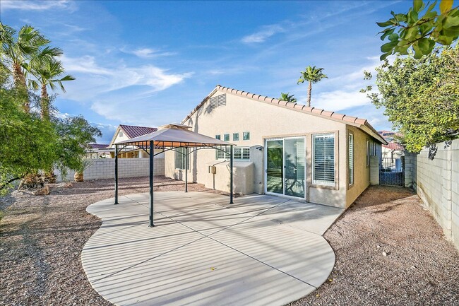 Building Photo - 3 Bedroom, Single Story Home in Seven Hills