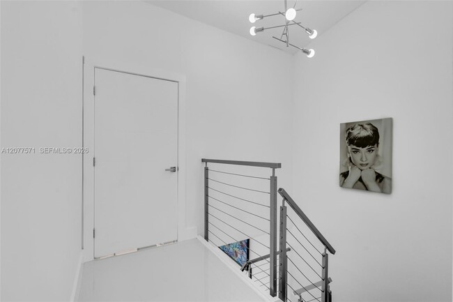 Building Photo - 3843 Alcantara Ave