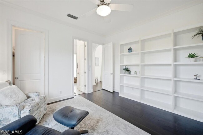 Building Photo - 2540 Half Moon Walk