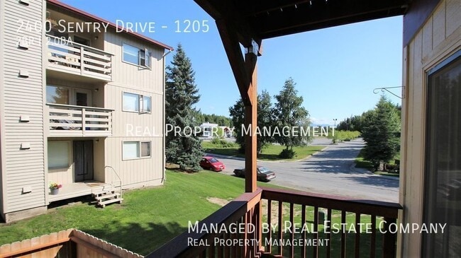 Building Photo - 2400 Sentry Dr