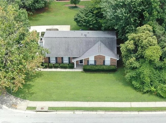 Building Photo - Earn Wealth While Leasing - Like a Homeown...