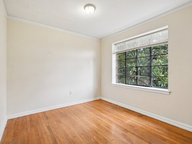 Floorplan - Cameron Court Apartments