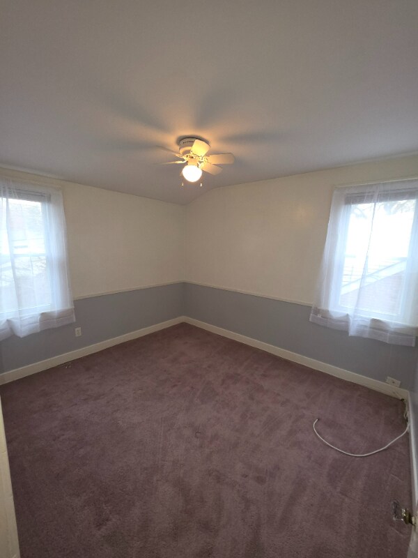 Building Photo - 2337 Burnside Ave