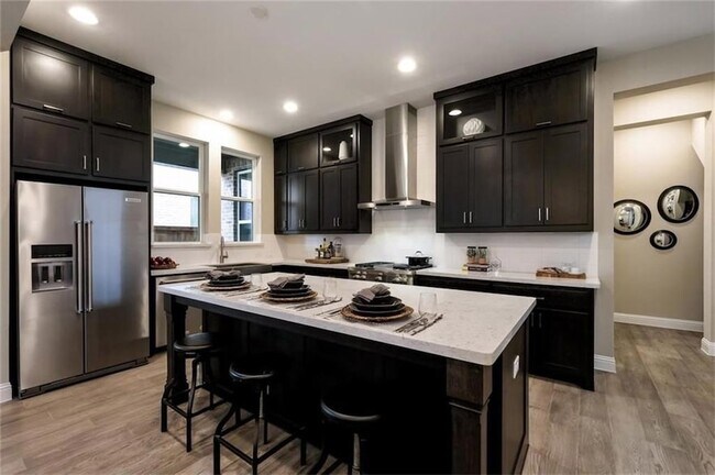 Building Photo - 8043 Sunflower Ln