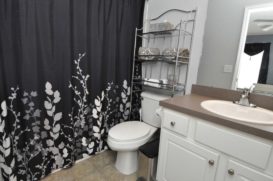 Building Photo - 5261 Berthold Pass Dr