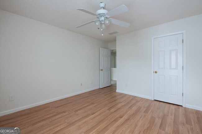 Building Photo - 278 Regent Square