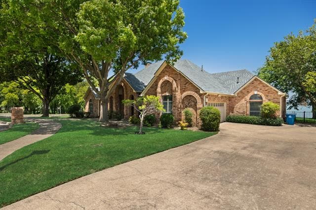 Building Photo - 2318 Southbay Cir