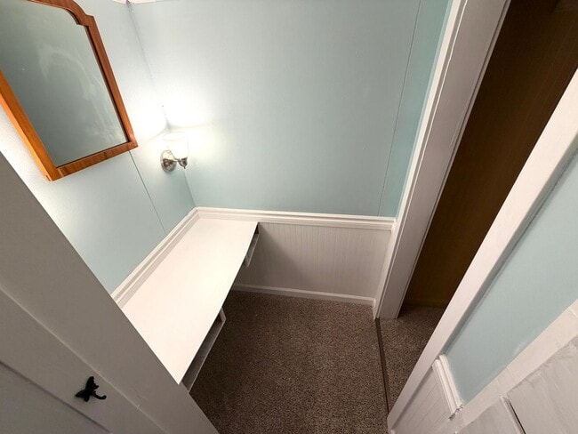 Building Photo - Charming 3 Bed 1 Bath Single Family Home W/ Fully Fenced Yard and Garage!