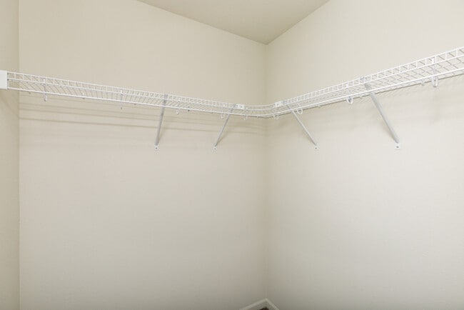 Building Photo - 306 SE 30th