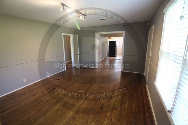 Building Photo - Amazing 3 bedroom house in Hillwood!