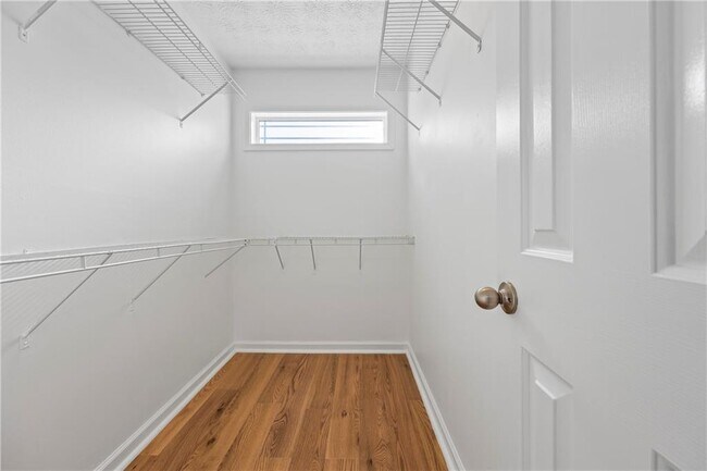 Building Photo - 367 Ayelsbury Ct