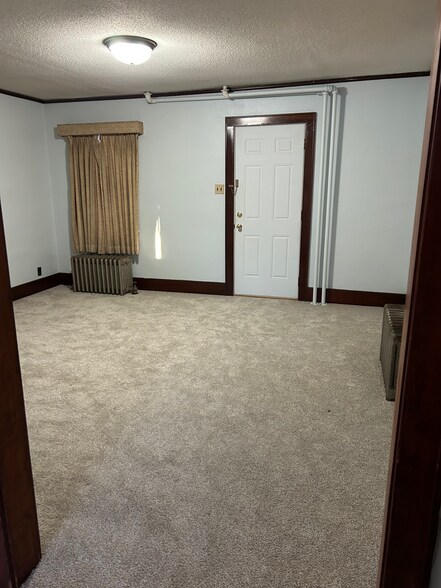 Building Photo - 213 S Wilmoth Ave