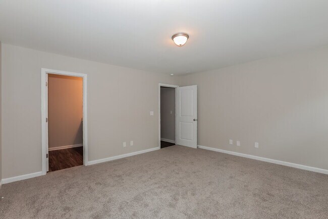 Building Photo - 6364 Avery St SW