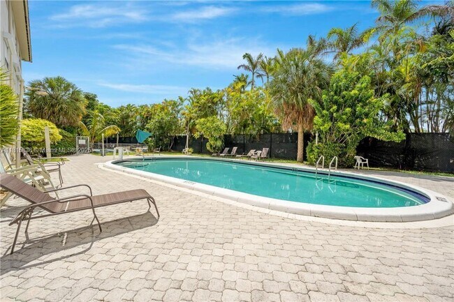 Building Photo - 1450 Atlantic Shores Blvd