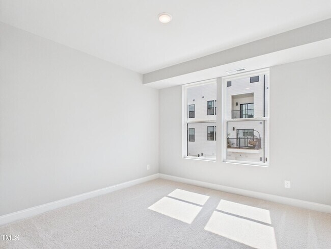 Building Photo - 1251 Shaw View Aly