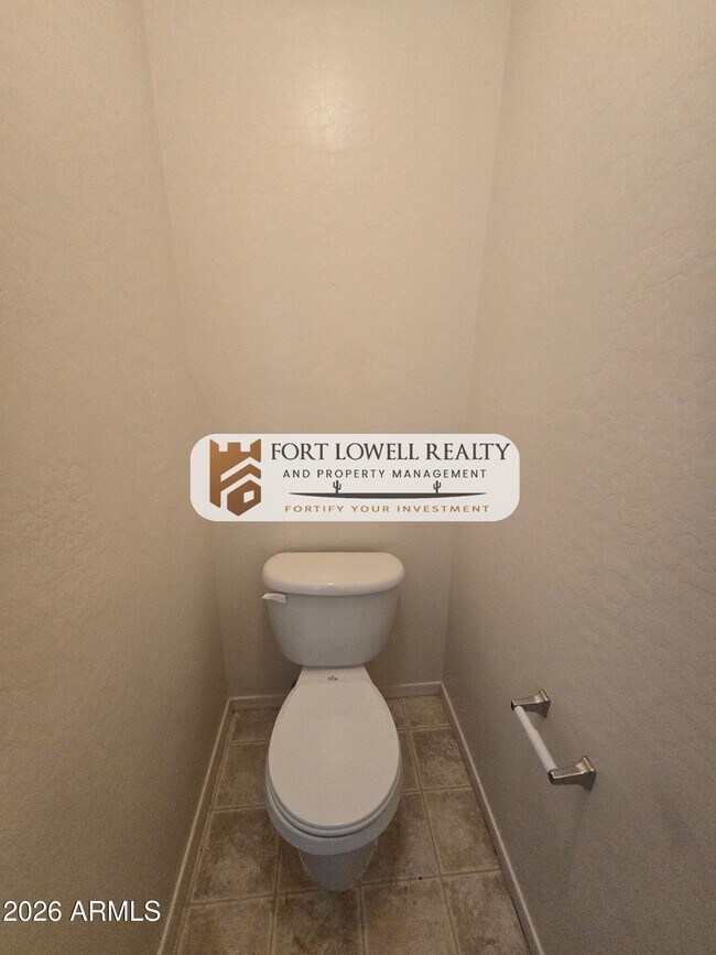 Building Photo - 23952 W Desert Bloom St