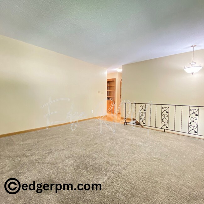 Building Photo - 2624 W 3rd St