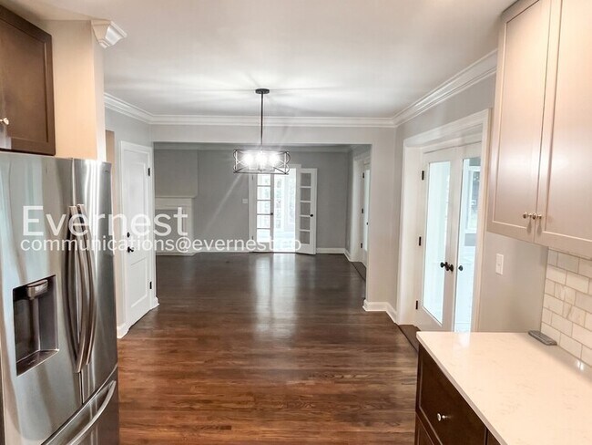 Building Photo - 109 Mayfair Rd