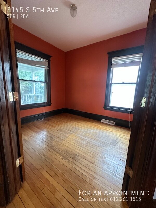 Building Photo - 3145 5th Ave S