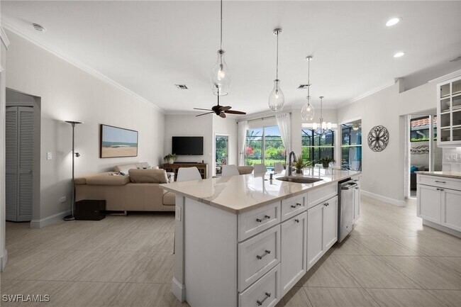 Building Photo - 24921 Bay Cedar Dr