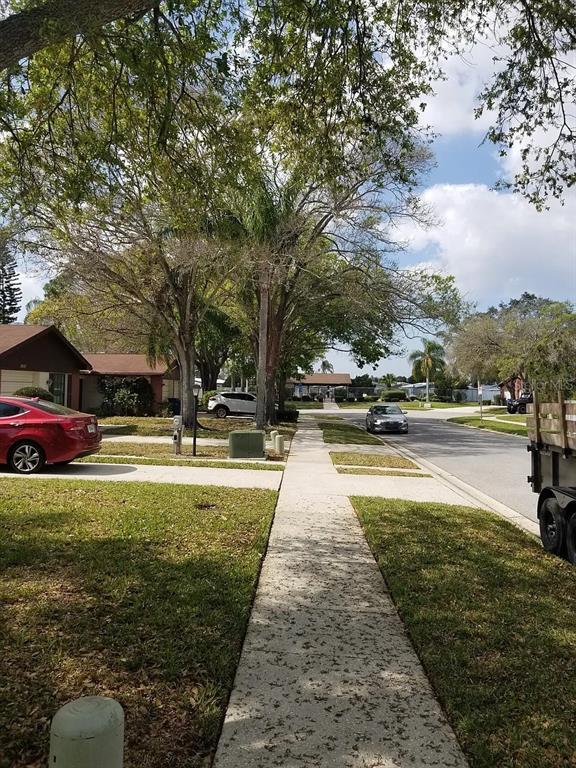 Building Photo - 2021 Saginaw Ct