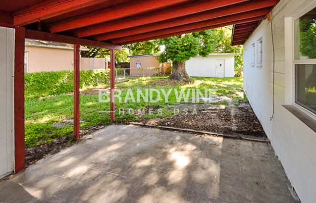 Building Photo - 6215 N Coolidge Ave