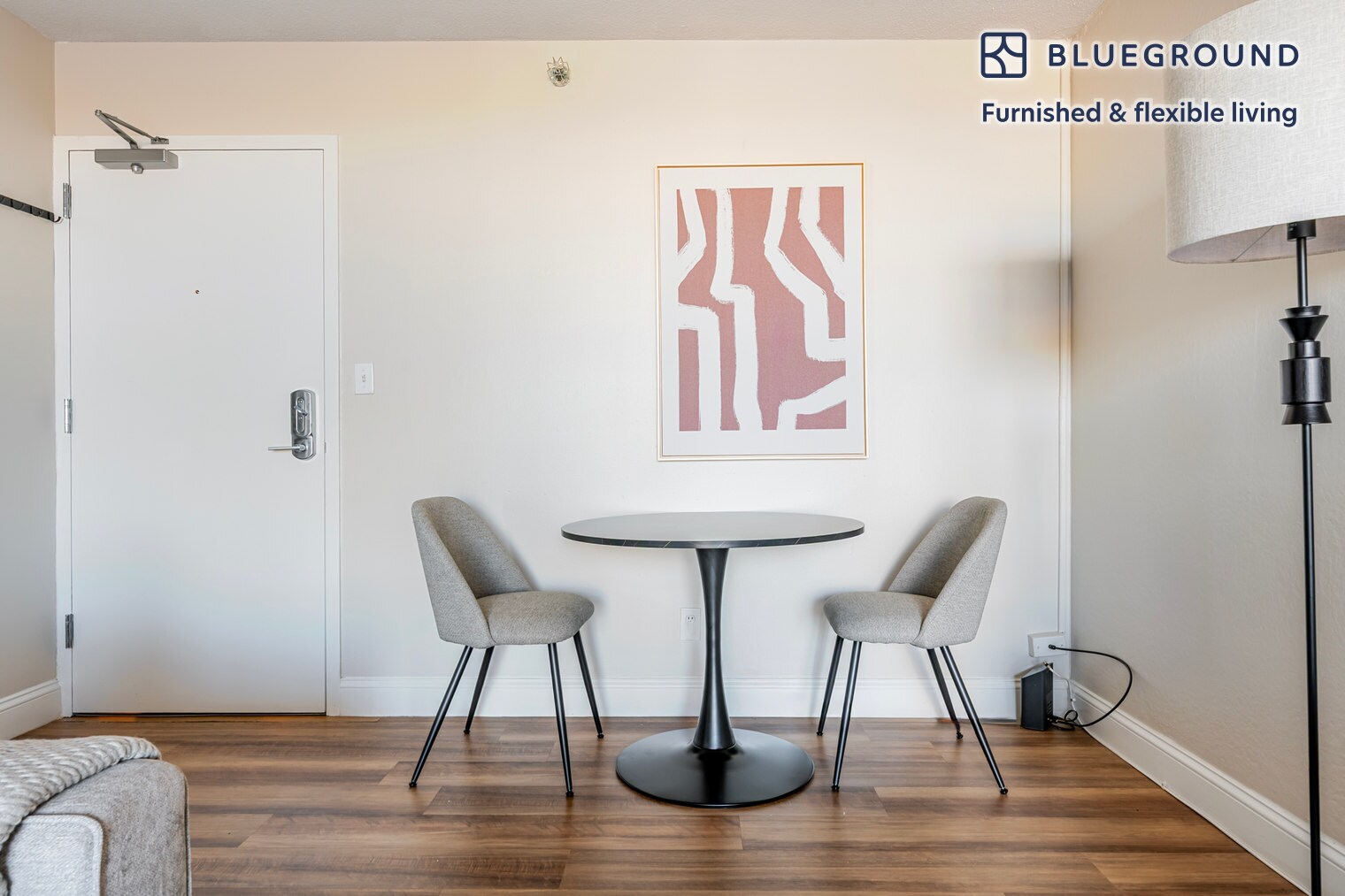 Building Photo - 812 Memorial Dr