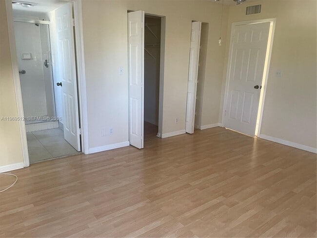 Building Photo - 3186 Via Poinciana