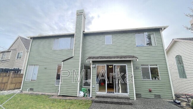 Building Photo - 3709 248th Ave SE