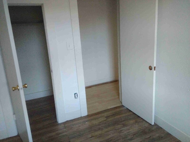 Building Photo - 603 NE Beech St