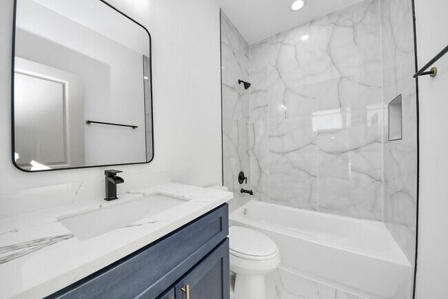 Building Photo - 7973 Joy St