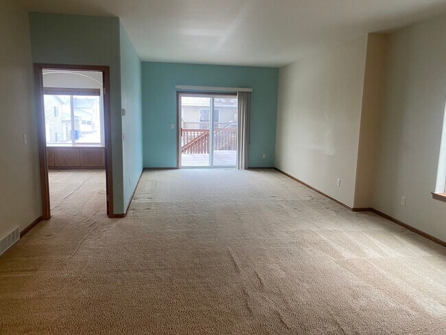 Building Photo - 4742 50th Ave S