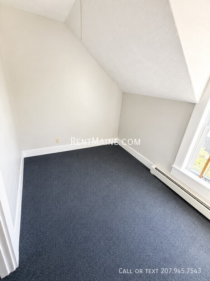 Building Photo - 35 Bosworth St