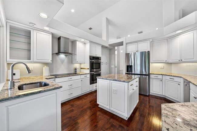 Building Photo - 8455 Woodbriar Dr