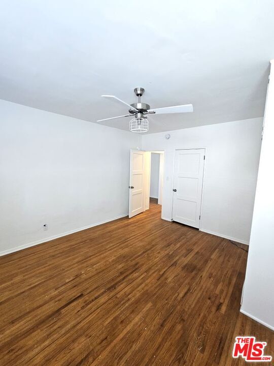Building Photo - 10556 Santa Monica Blvd