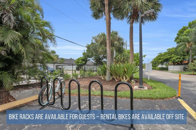 Building Photo - 600 Neapolitan Way