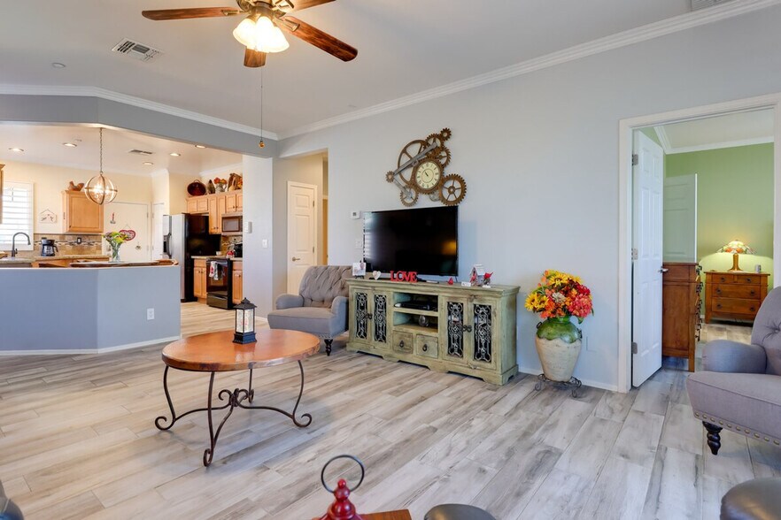 Building Photo - 1749 W Owens Way