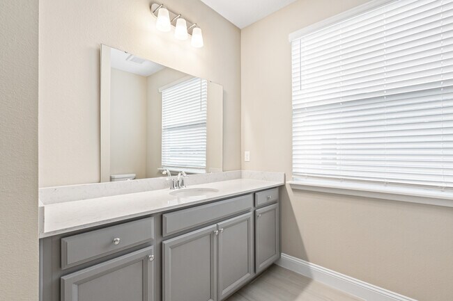 Building Photo - 167 Lily Landing Dr