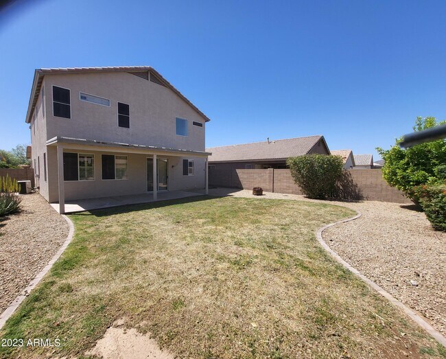 Building Photo - 6816 W Buckskin Trail
