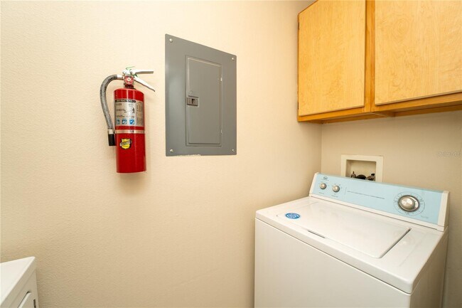 Building Photo - 6554 Swissco Dr