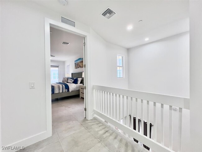 Building Photo - 5865 Shell Cove Drive